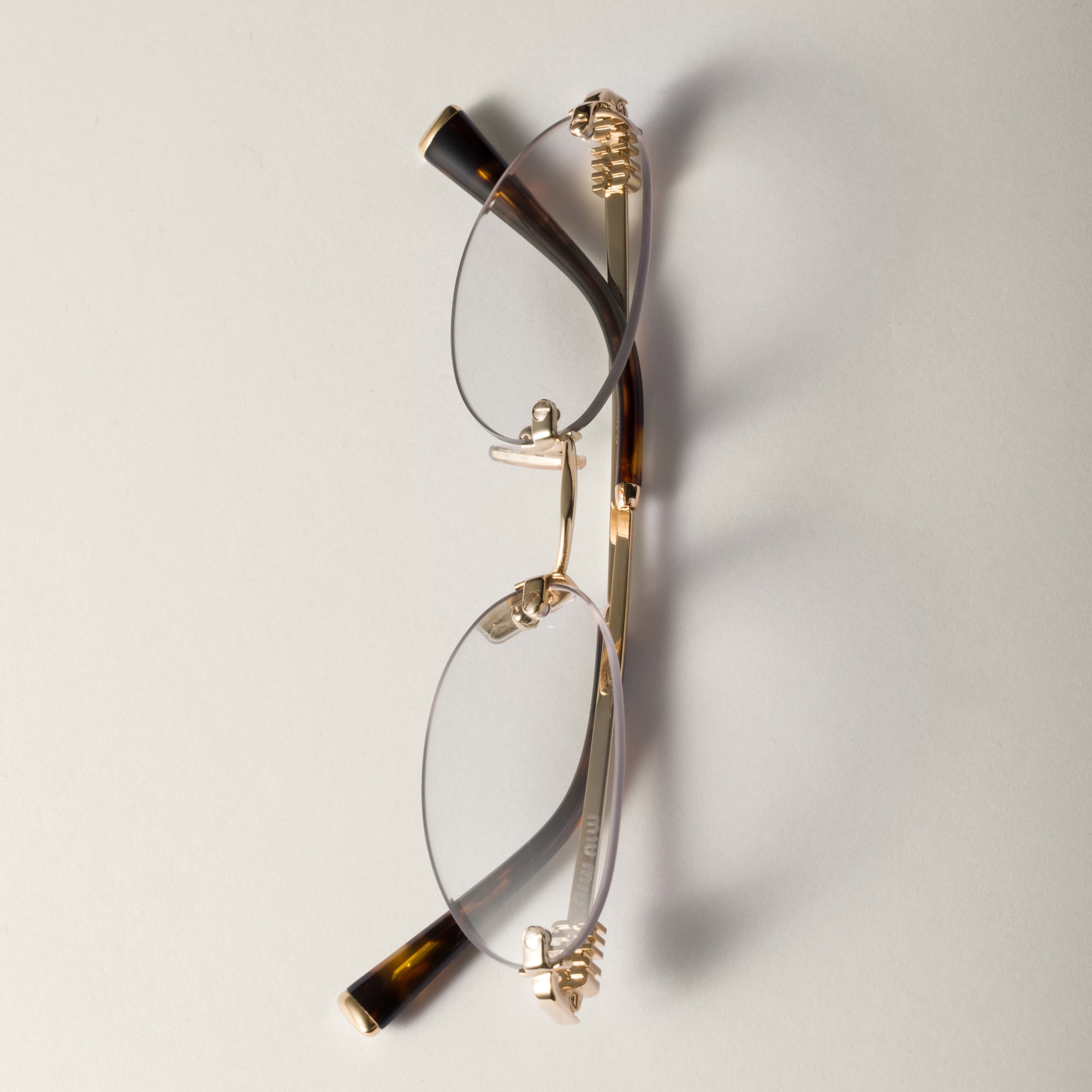 Miu Miu Logo sunglasses - Image 5